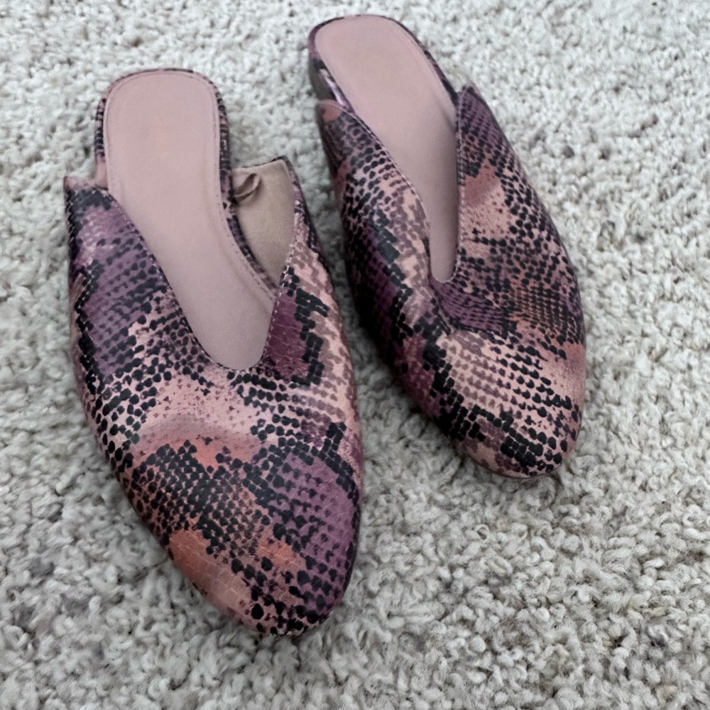 Old Navy Slip ons